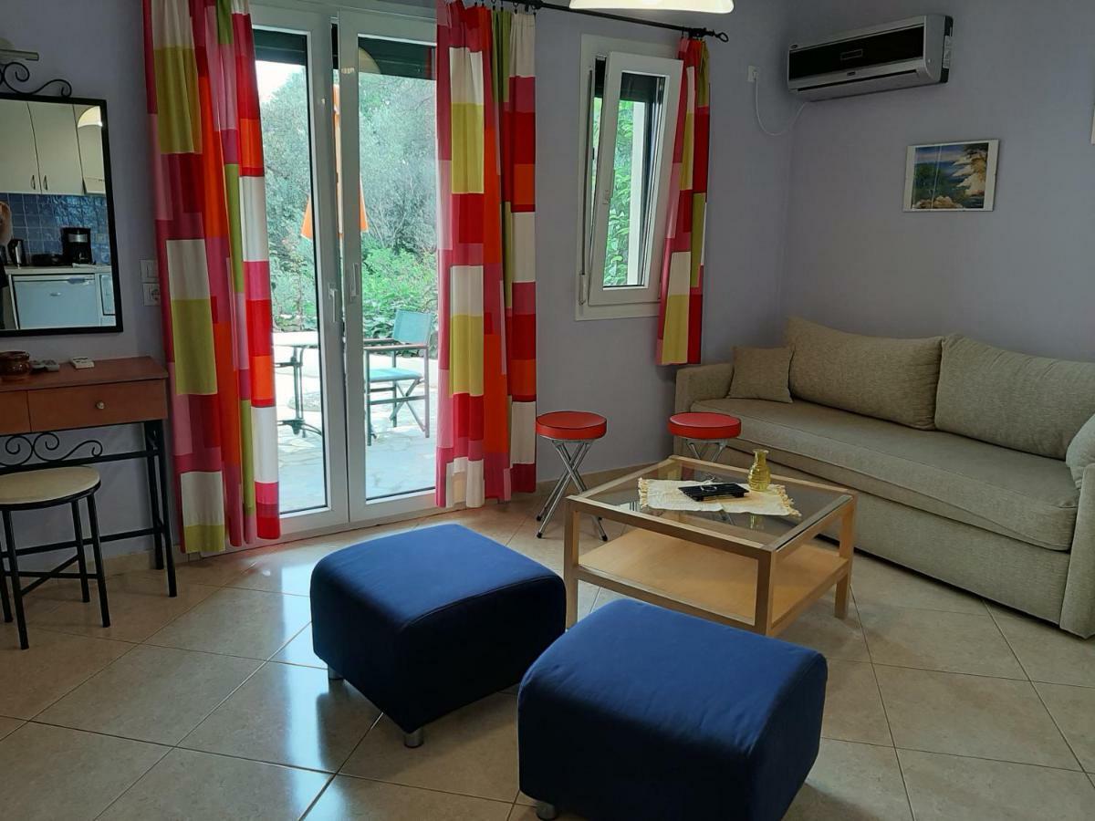 Marina Apartments Kokkari Buitenkant foto